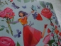 Mila Marquis Postkarte Frau mit Rosenblüten quadratisch