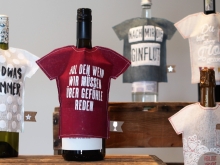 Good old friends Flaschenshirt Hol den Wein...