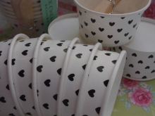 8 ICE CREAM Cups "BLACK HEARTS" ♥