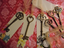 ♥ 6 SCHLÜSSEL GESCHENK ANHÄNGER KEY Tags